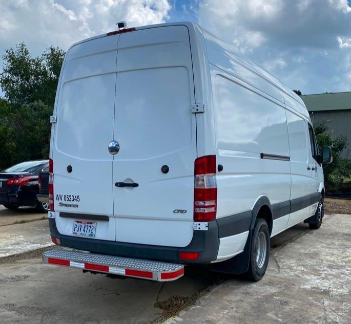 07' Freightliner 3500 Sprinter CRD hightop Cargo Van