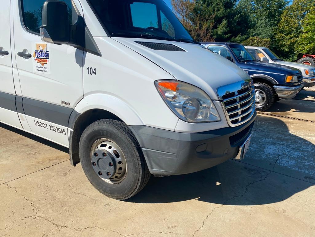 07' Freightliner 3500 Sprinter CRD hightop Cargo Van