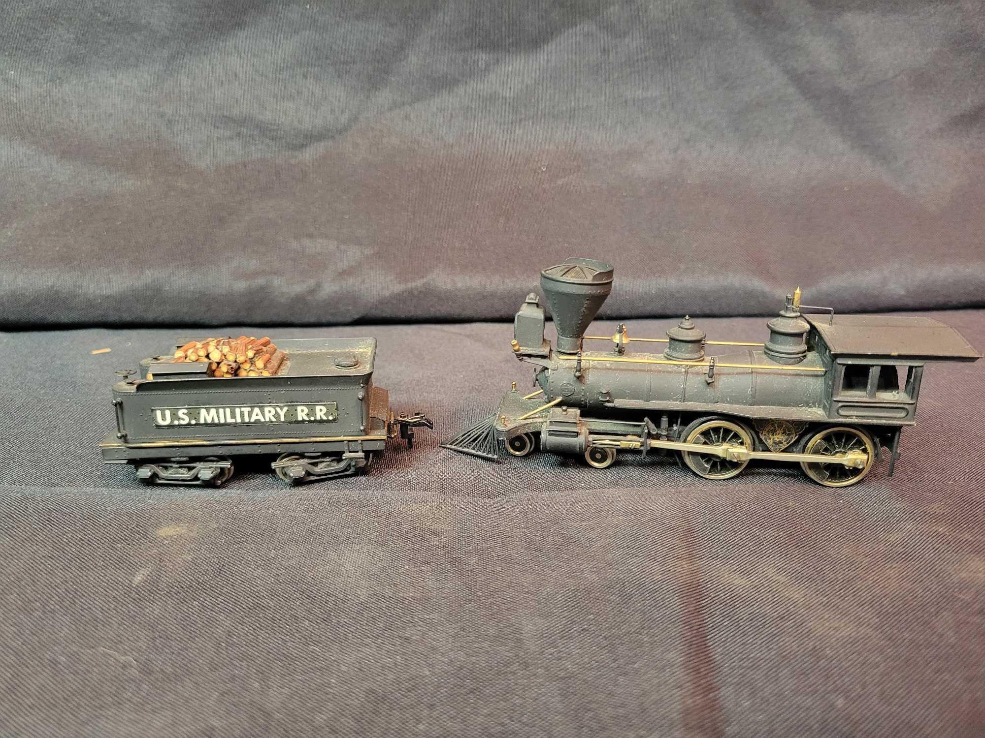 Baldwin US military 4-4-0 brass engine and tender, no drive shaft