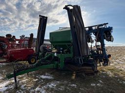 KINZE 3140 12 ROW 30" ON UNVERFETH CART