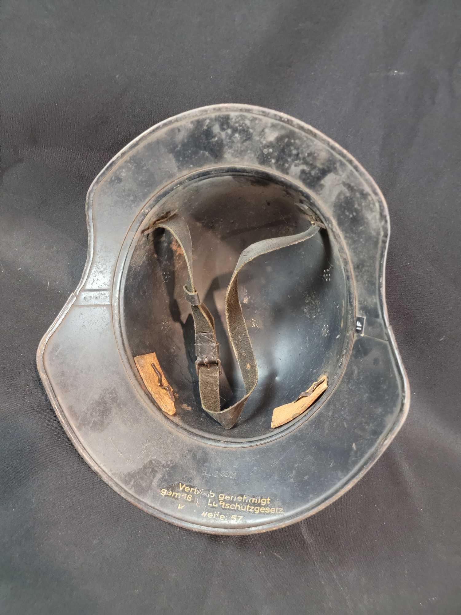 WWII WW2 German Military Luftschutz Helmet with chin strap