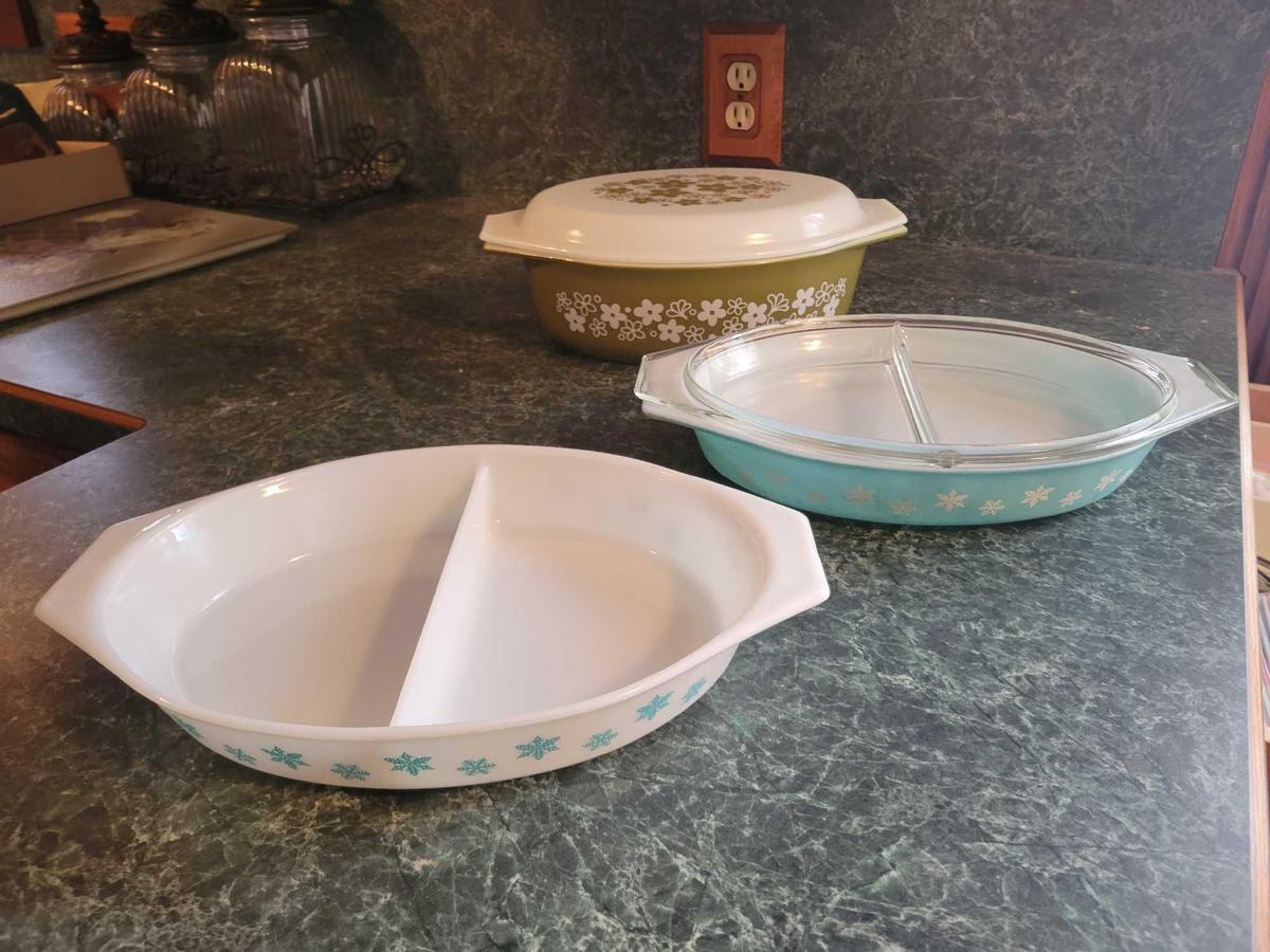 Pyrex covered dishes