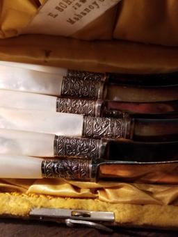 Set of 6 pearl handle cocktail knives