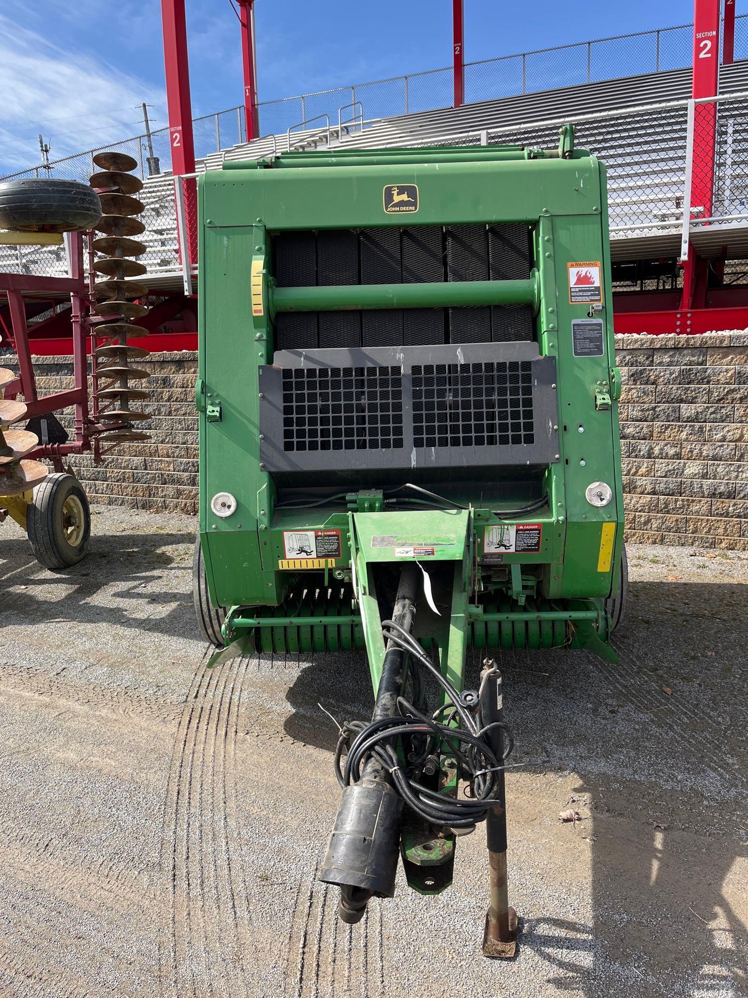 JOHN DEERE 456 SILAGE SPECIAL ROUND BALER