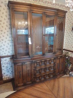 2 Piece China Hutch