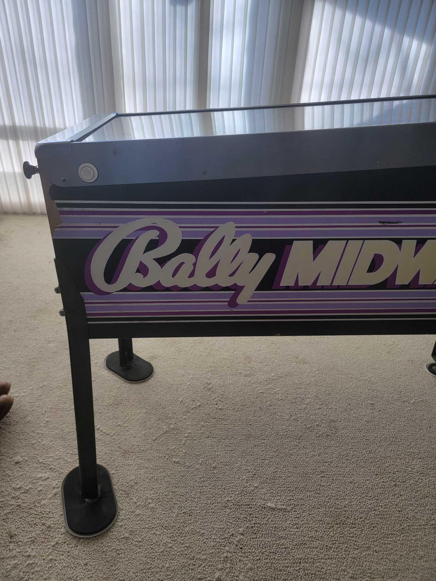 1986 Bally Midway Lady Luck Solid State Pinball Machine only 500 made