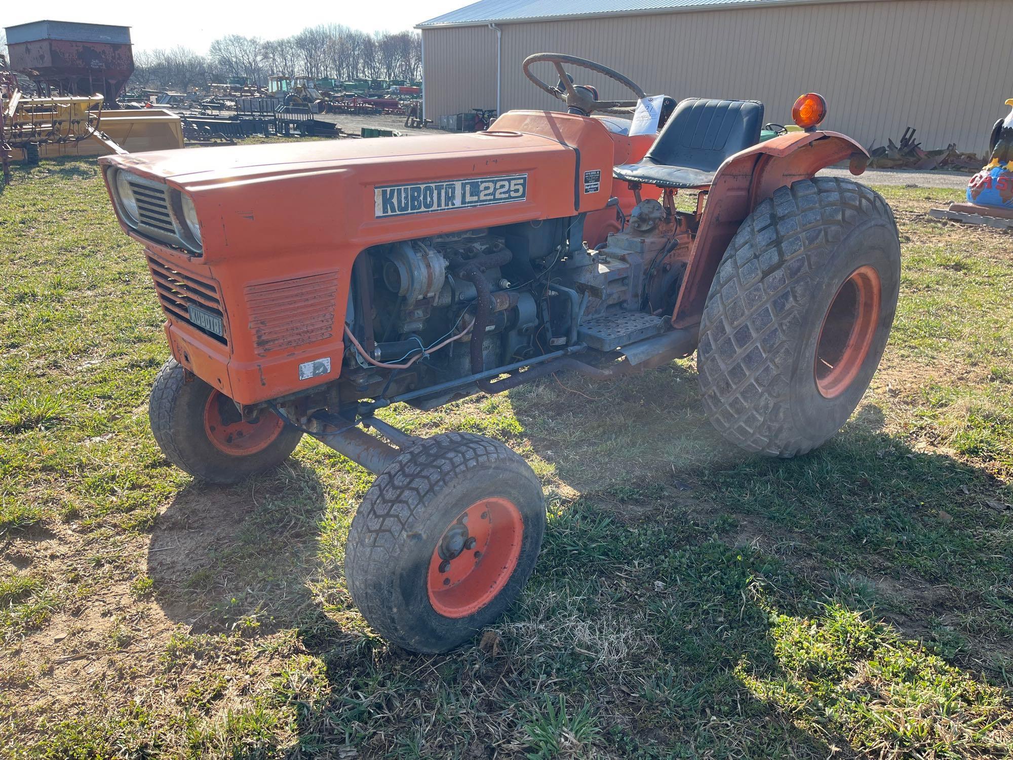 Kubota L225 Tractor