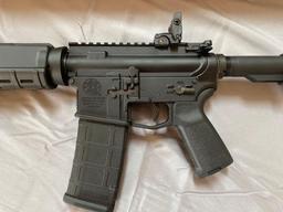 Smith and Wesson M&P AR15