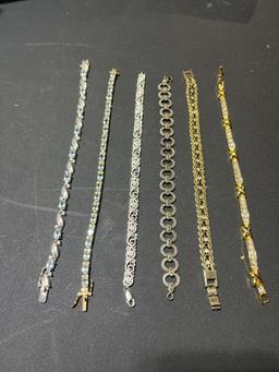 (6) ladies bracelets