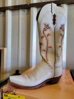 Veretta cowgirl boots womens 7.5