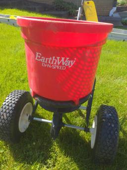 Earthway Ev-n-Spred Seed Fertilizer lawn tractor attachment