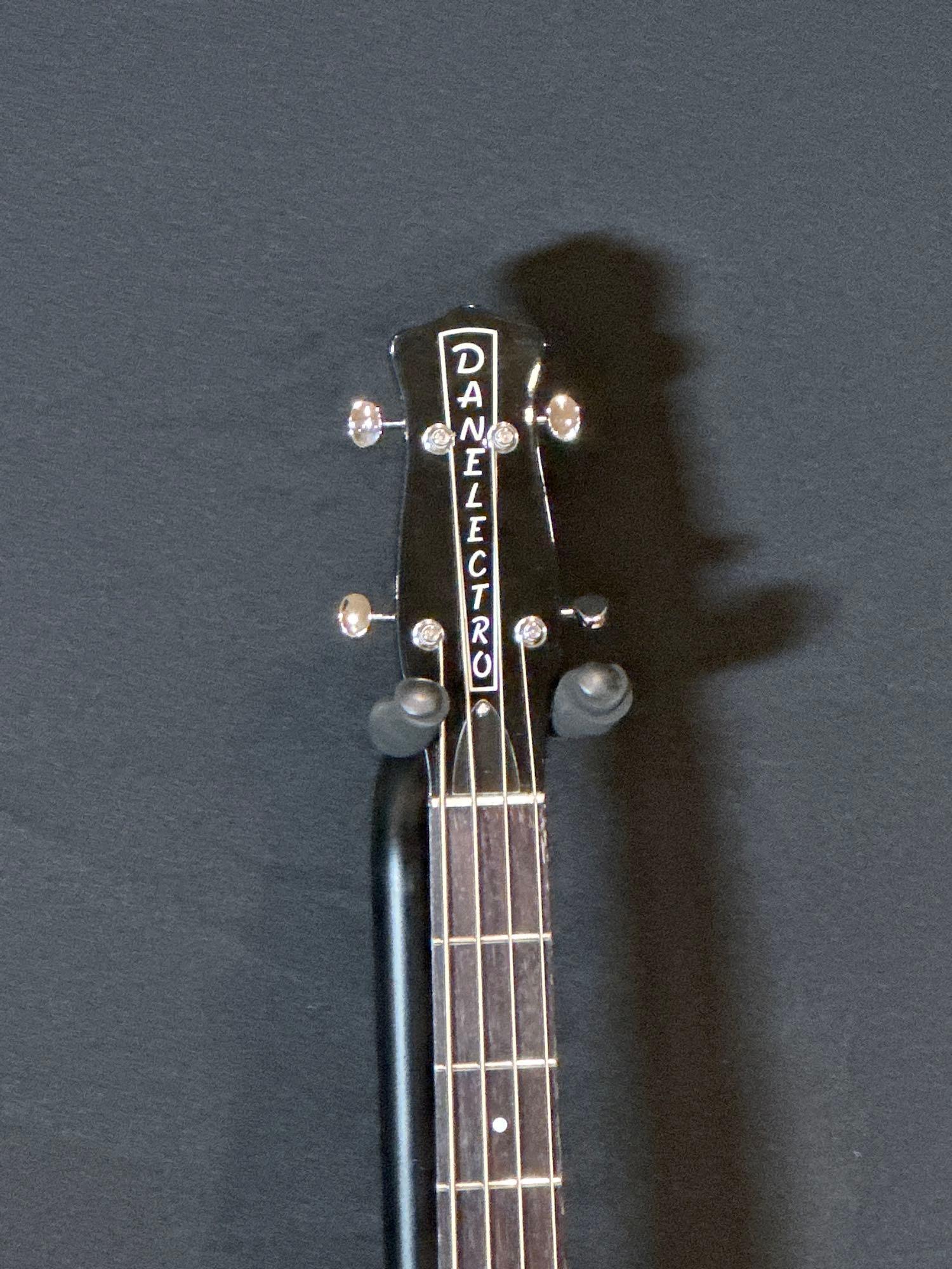 Danelectro Model 59DC Long Scale Bass