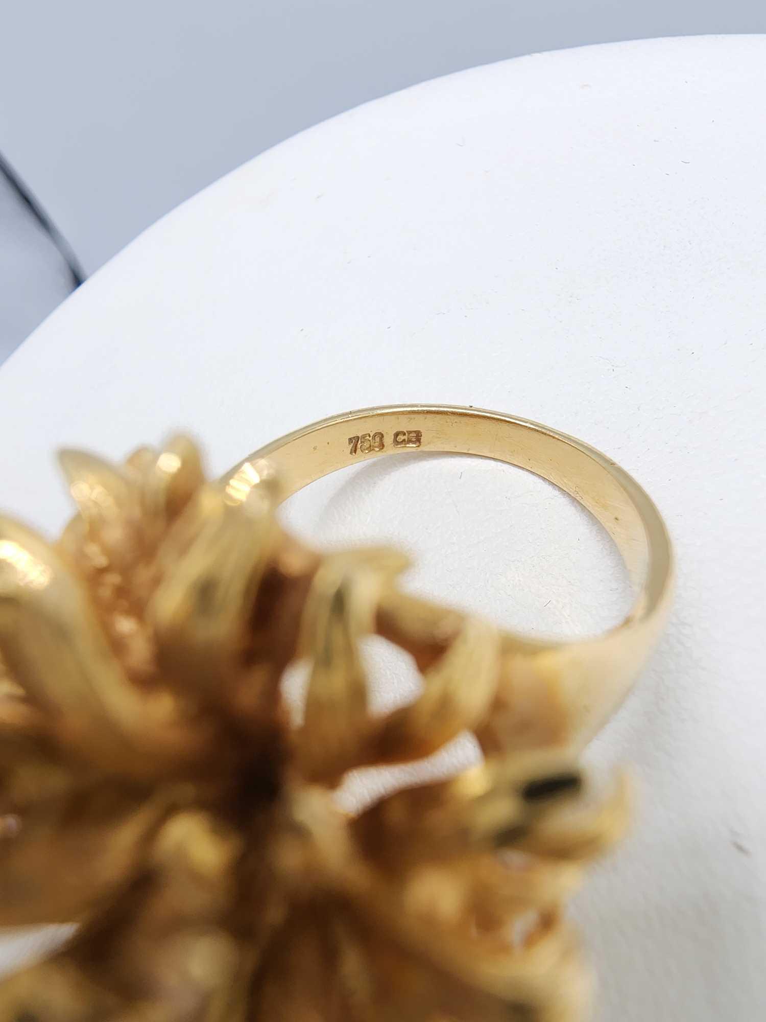 Vintage 1960s solid 18k gold flower blossom ring, 13.4 grams