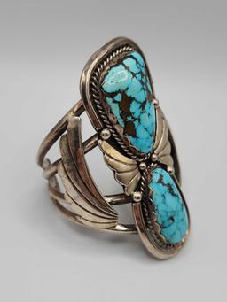 Impressive vintage Native American Indian turquoise & sterling silver bracelet