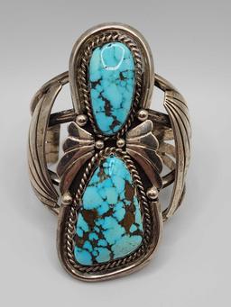 Impressive vintage Native American Indian turquoise & sterling silver bracelet