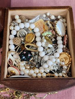 Vintage costume jewelry: pins, beads, necklace