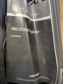 Pro studio flash kit.