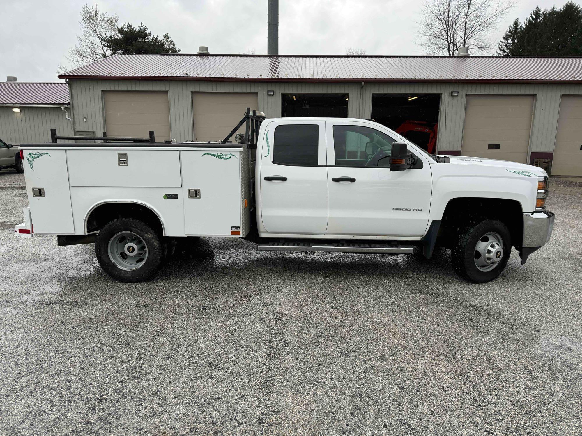 2016 Chevrolet Silverado 3500 Service Truck