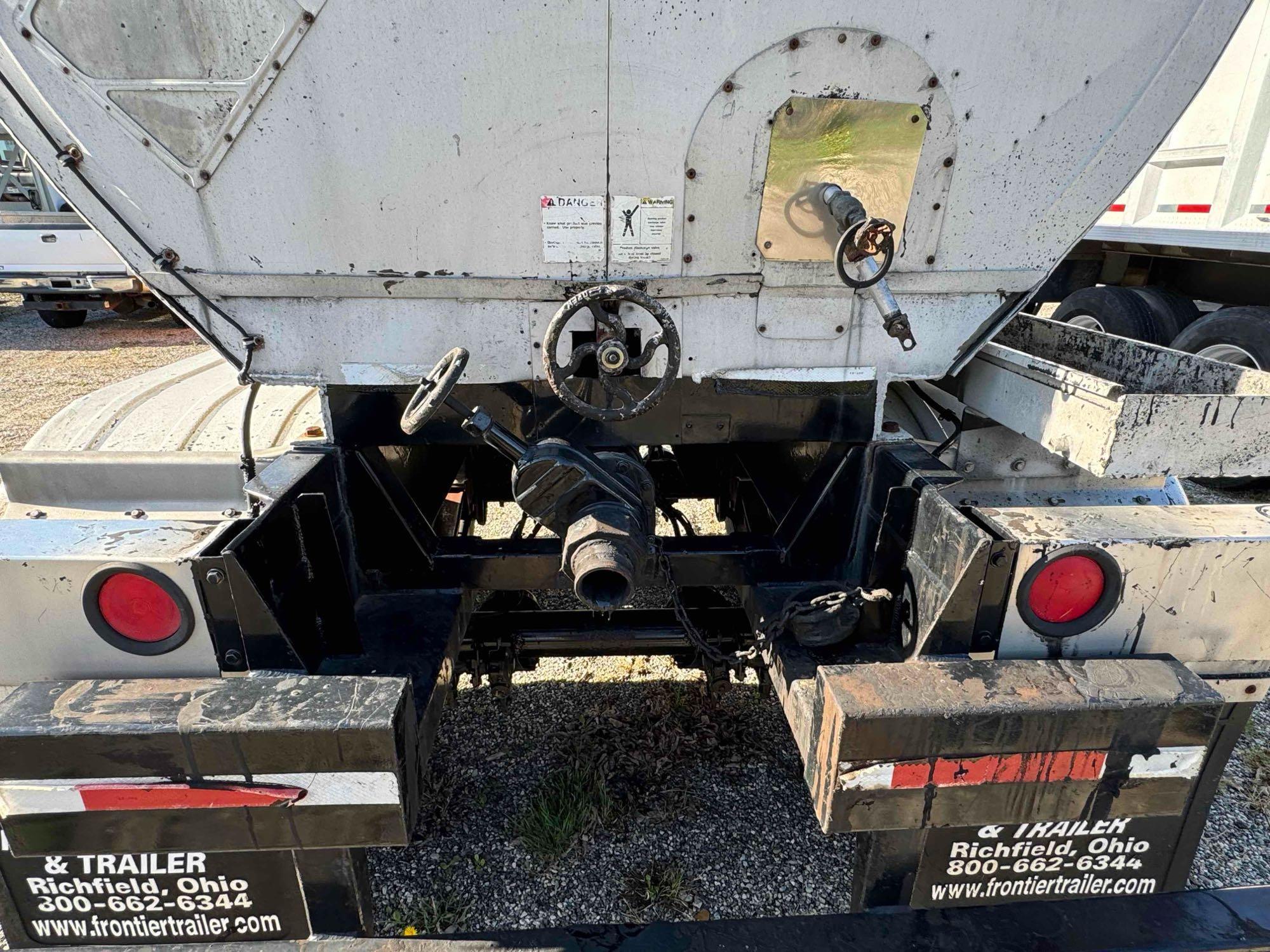 1998 Brenner Aluminum Asphalt Trailer