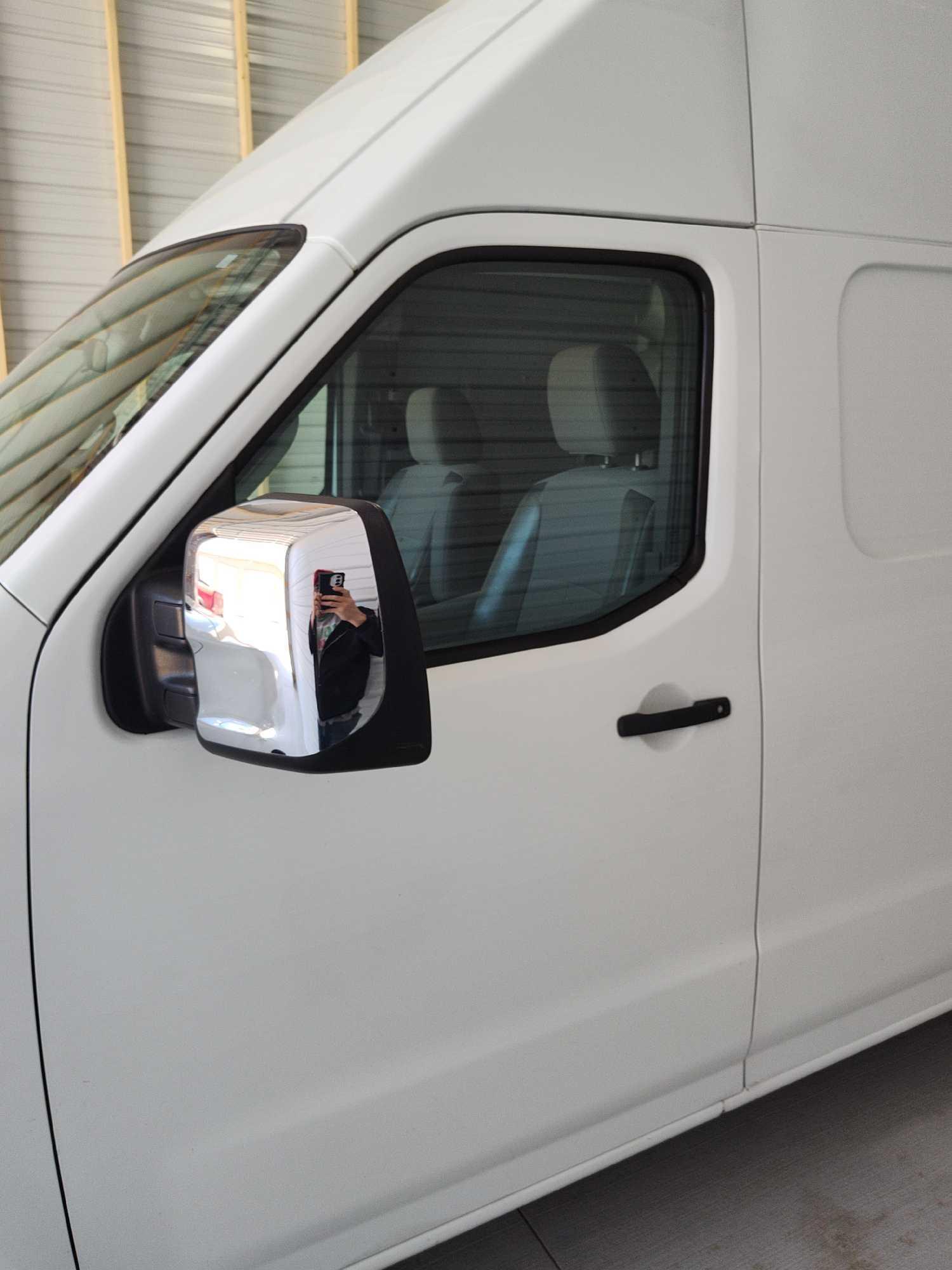 2014 Nissan NV2500HD Van