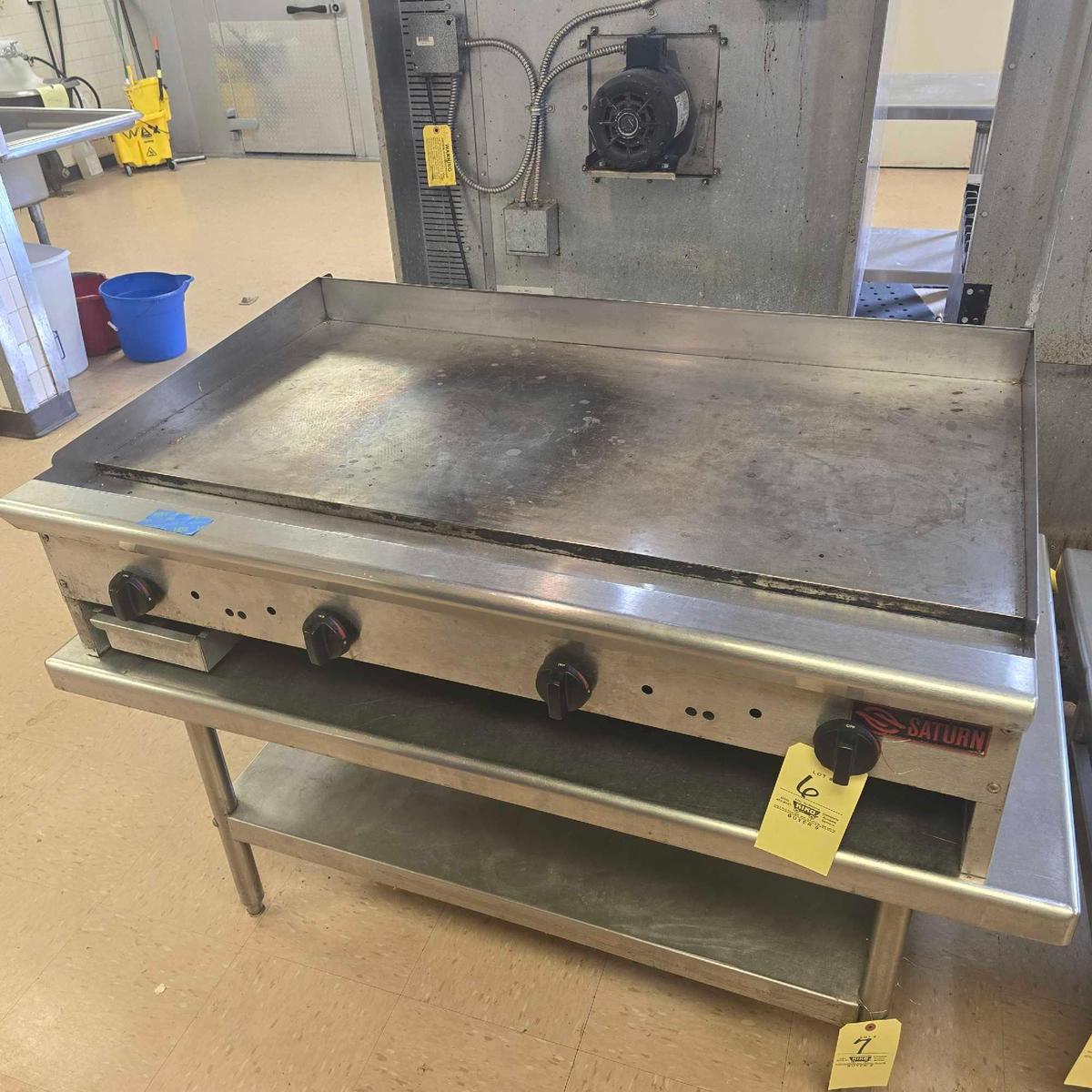 Saturn flat top gas griddle