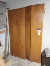 2 Folding Closet Doors