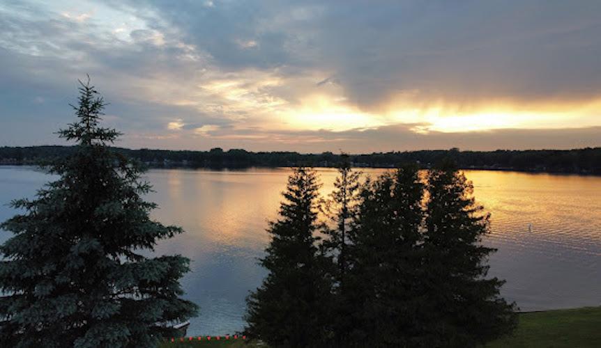 Live in Michigan's Enchanting Lake Miramichi Community!