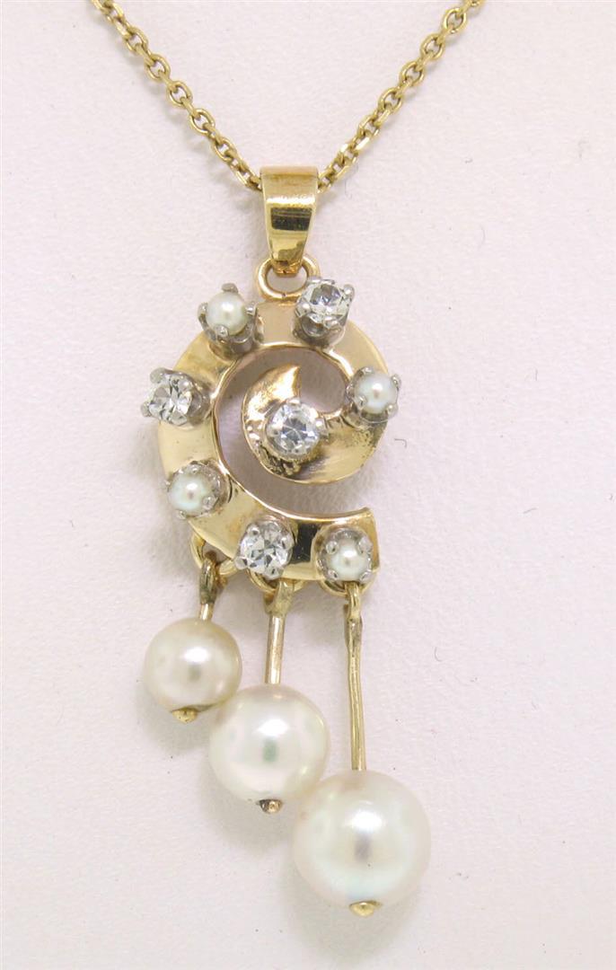 Vintage 14K Yellow Gold Round Pearl & .20 ctw Diamond Spiral 16" Pendant Necklac