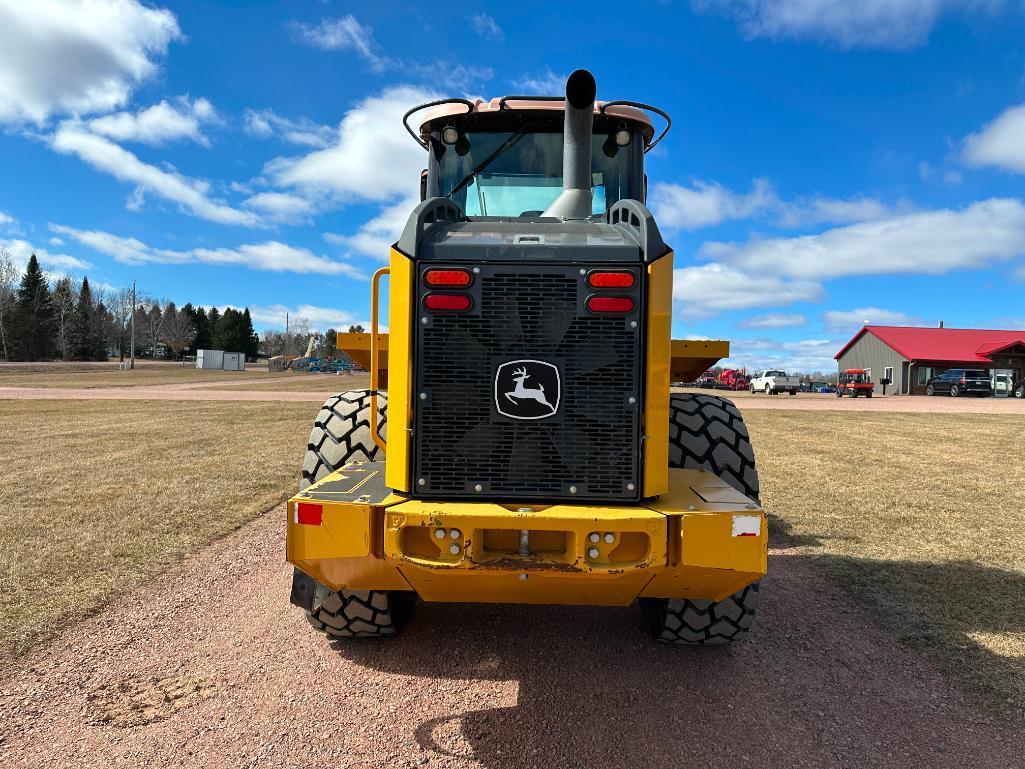 2018 John Deere 544K II wheel loader, cab w/ AC, 20.5x25 tires, 4-spd powershift trans, JRB quick