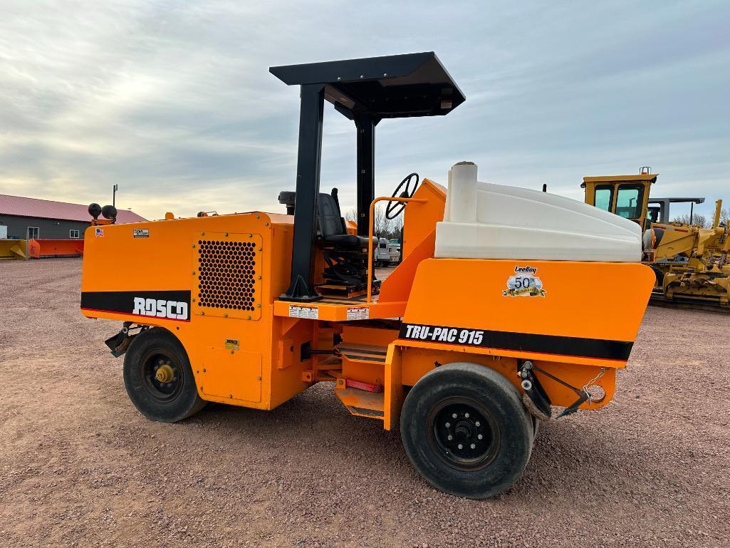 2014 Rosco Tru-Pac 915 pneumatic roller, OROPS, Kubota diesel engine, hydro trans, water system,