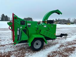 2018 Vermeer BC1000XL portable wood chipper, Deutz diesel engine, 12" feed opening, hyd roll feed,