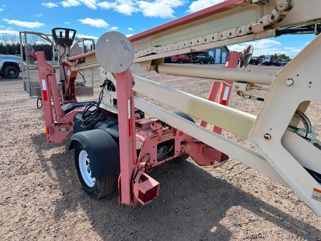 2006 JLG T350 electric powered towable boom lift, 35' lift, outriggers, ball hitch, operational, 597