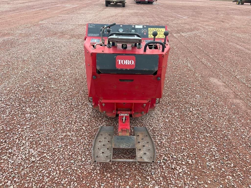 2013 Toro Dingo TX427 walk behind track skid steer, Kohler gas engine, 6" rubber tracks, bucket, aux