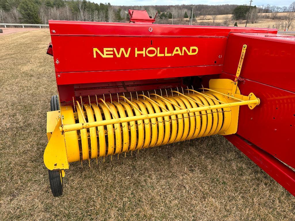 New Holland 565 square baler, New Holland #72 belt thrower w/ hyd swing, SN: 20809.