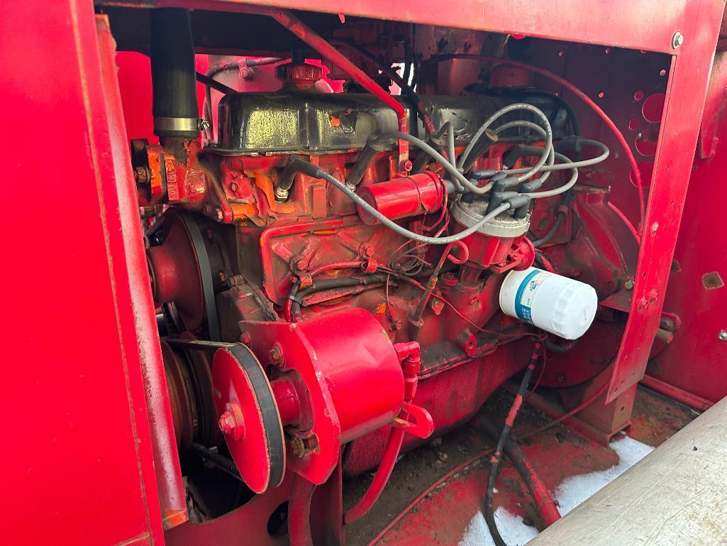 (TITLE) 1983 Ford 800 vac truck, single axle, Ford 429 gas engine, 5x2 trans, Vactor 810 sewer