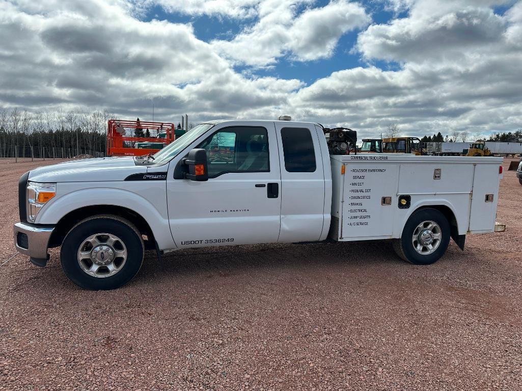 (TITLE) 2014 Ford F-250 XL service truck, 2x4, ext. cab, 6.2 L gas engine, auto trans, RKI tool