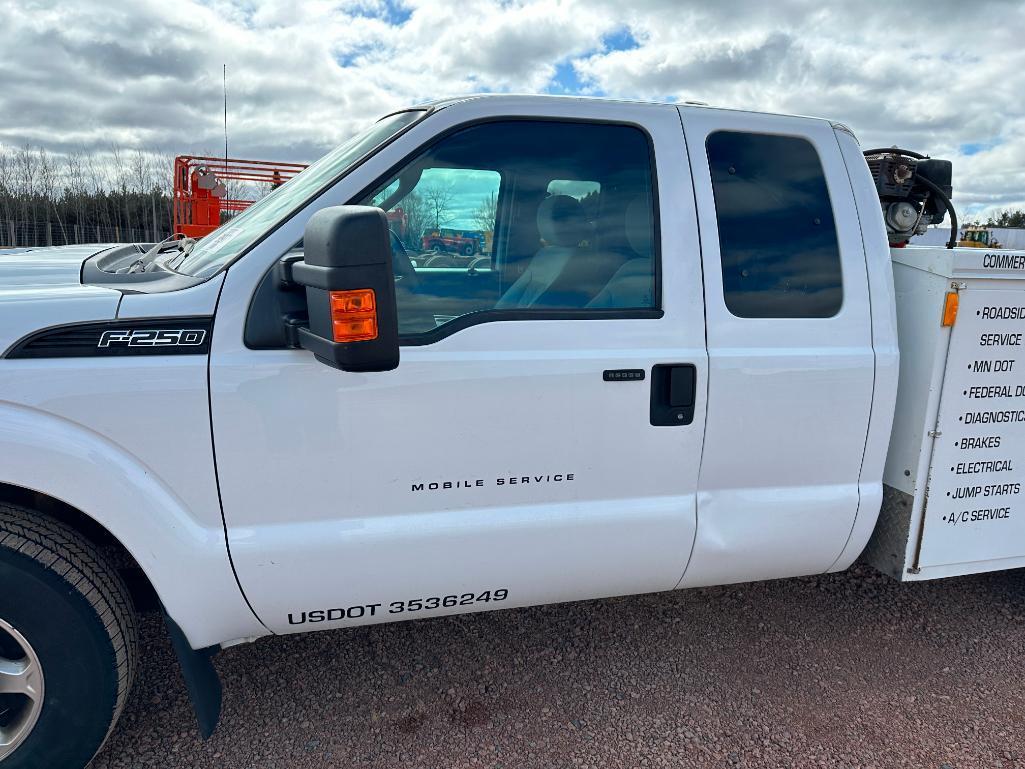 (TITLE) 2014 Ford F-250 XL service truck, 2x4, ext. cab, 6.2 L gas engine, auto trans, RKI tool