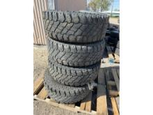 4 Discover Cooper ST Max Lt265/70R17 Tires