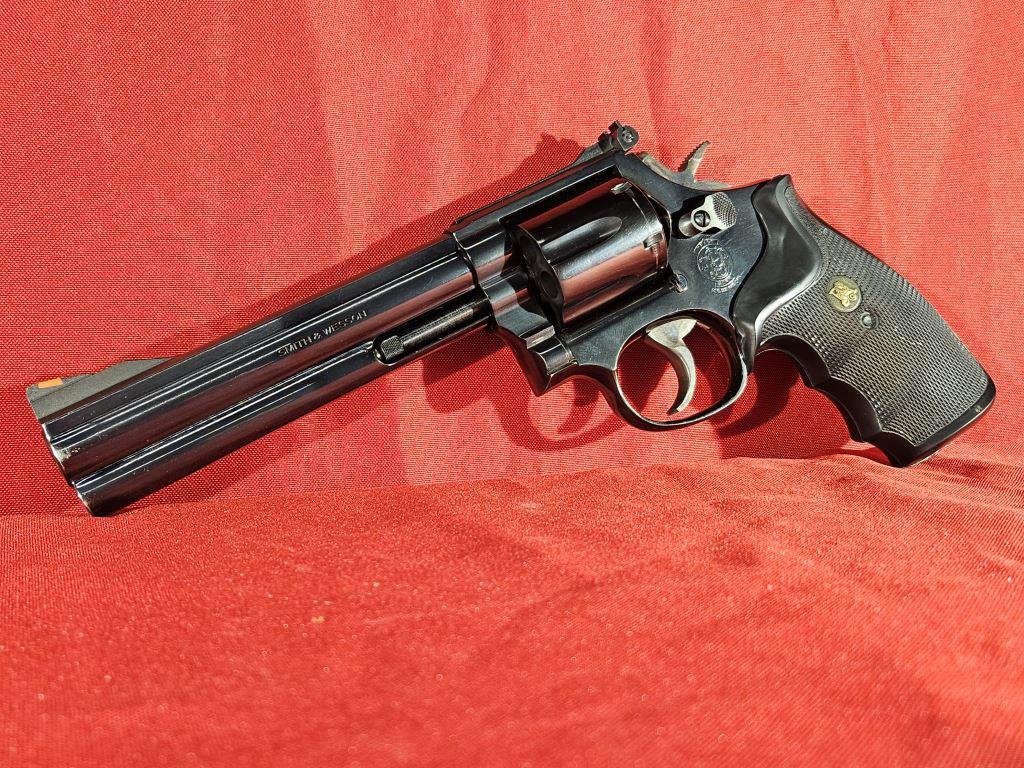 Smith & Wesson M586 Revolver .357 Mag SN#AUB2708