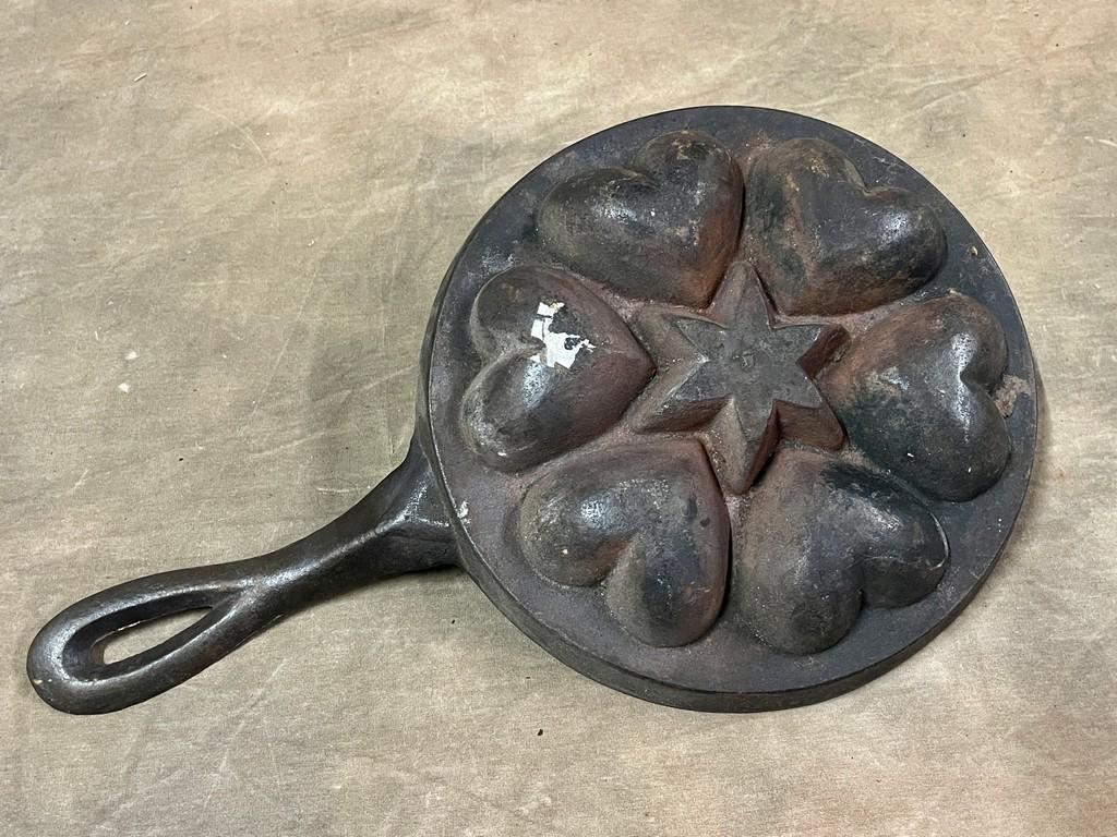 Antique Heart & Star Corn Bread Cast Iron Pan With Handle