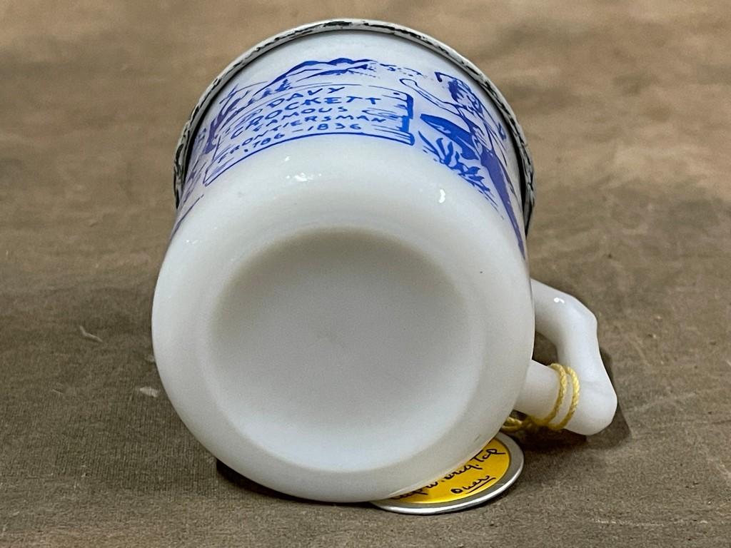 Rare 1946 Davy Crockett Collectors Cup With Original Tin Peanut Butter Top