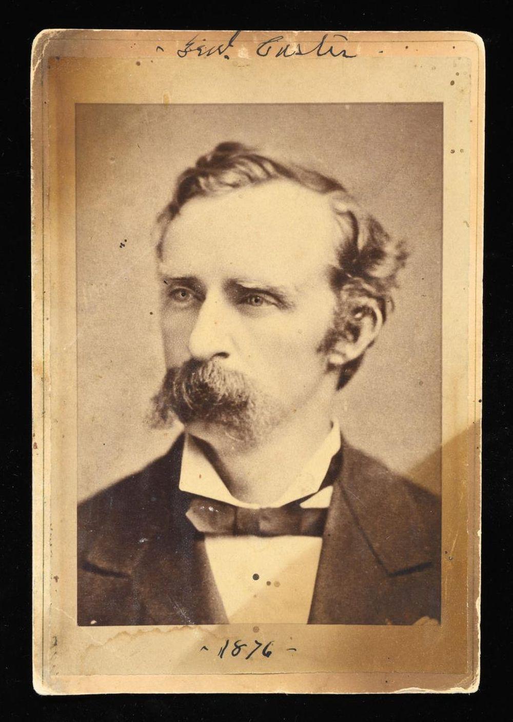 RARE GEORGE CUSTER 1876 DATED CABINET CARD.