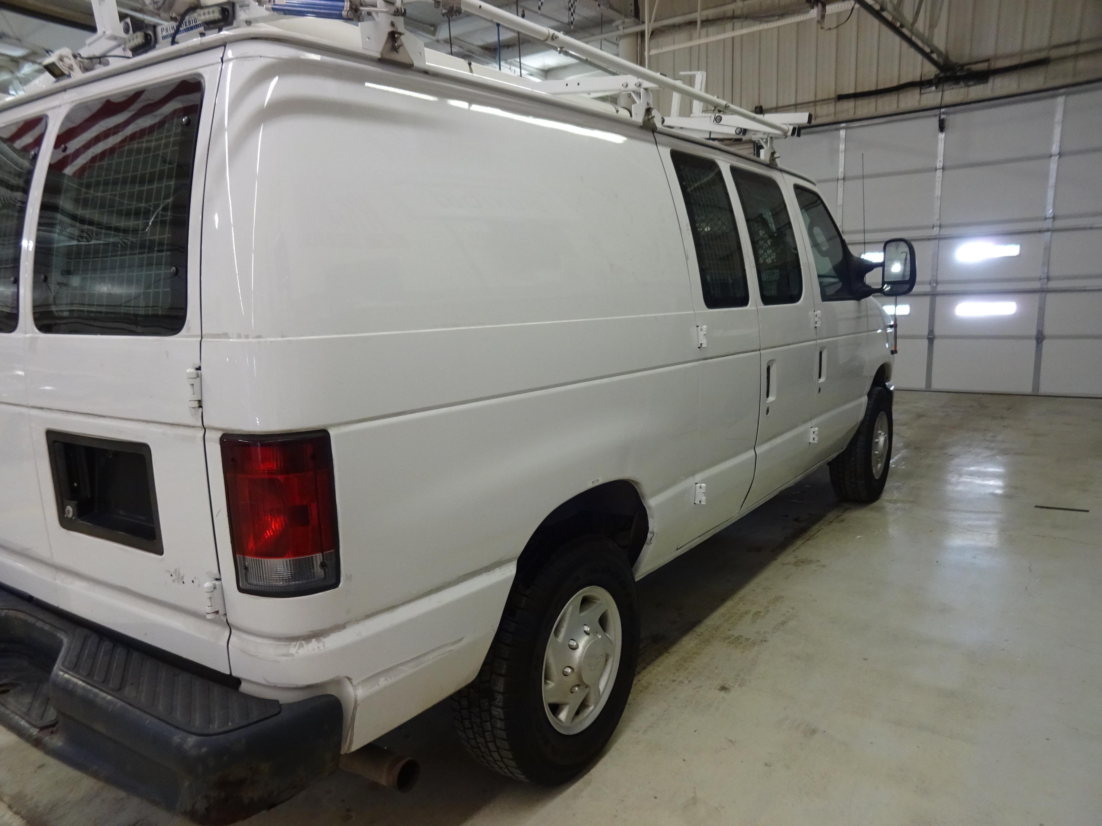 2008 FORD ECONOLINE E2 CARGO VAN 8 5.4 2WD AUTOMATIC