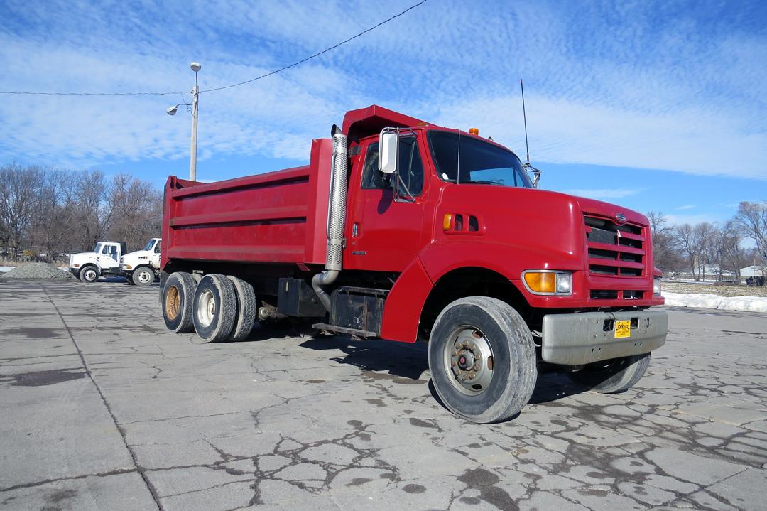 1999 Sterling Model LT8511 Tandem Axle Conventional Dump Truck, VIN# 2FZNDJBB1XAB33515, Caterpillar