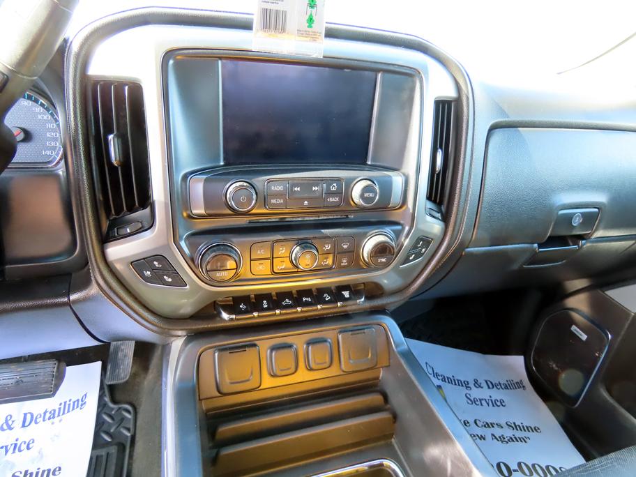 2016 Chevrolet K2500 HD Crew Cab Diesel Pickup, (PLEASE READ NOTE IN DESCRIPTION)