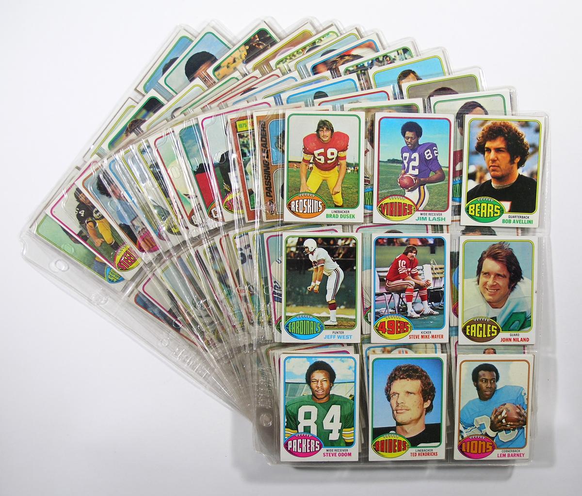 (216) 1976 Topps Football Cards VG/EX to EX Conditions