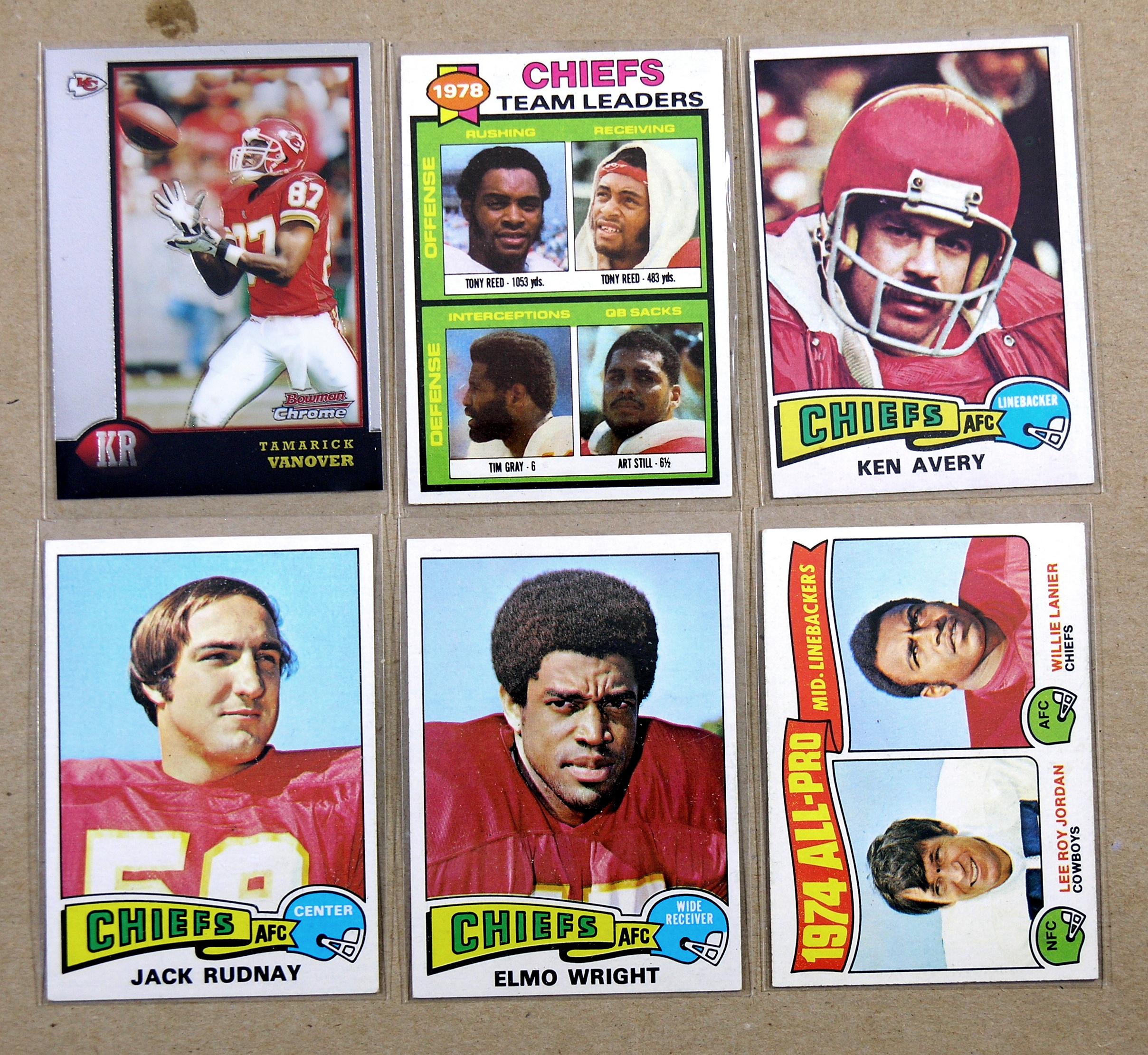 (34) Kanas City Chiefs Football Cards