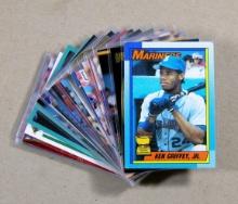 (32) Ken Griffey Jr Baseball Cards