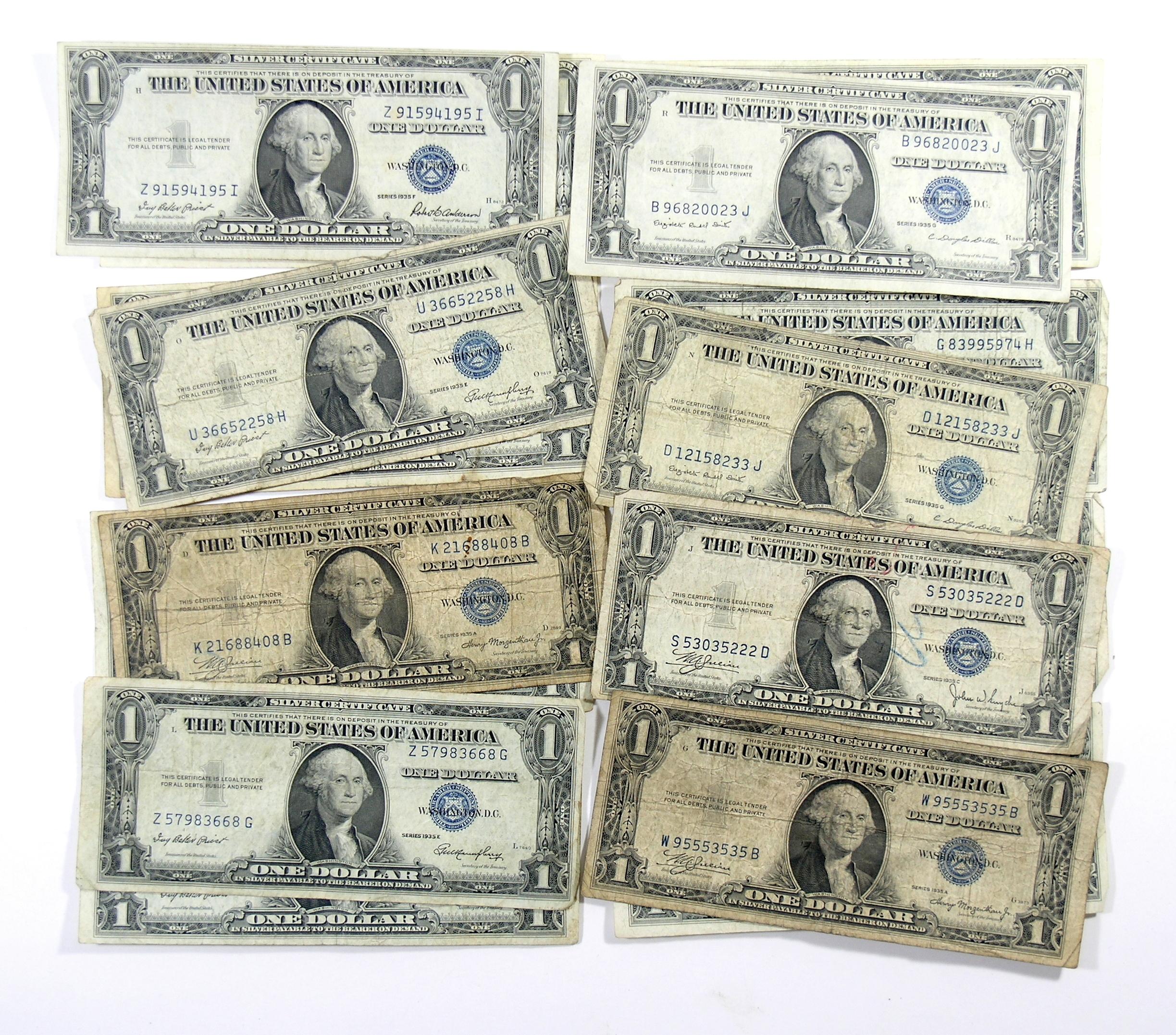 (25) 1935 $1 United States Silver Certificates