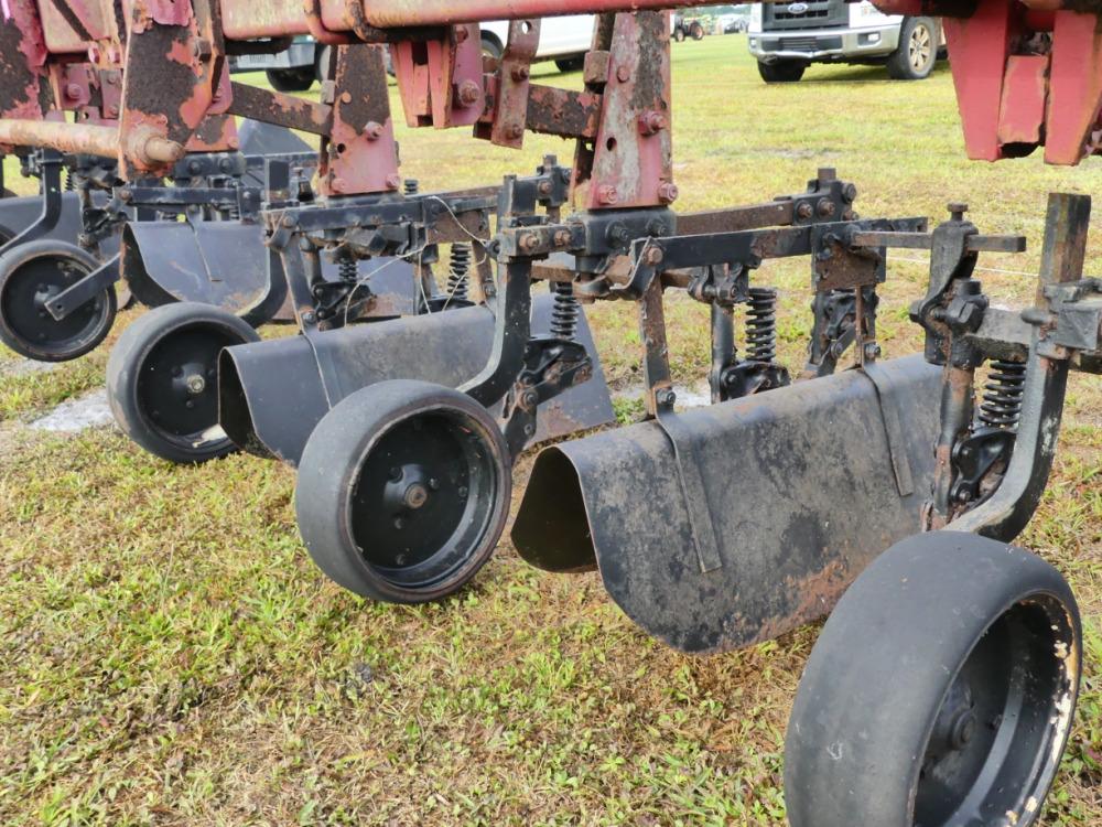 3PT  6 Row Lilluston Cultivator